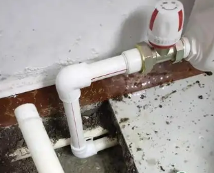 乌拉特前卫生间测漏水多少钱